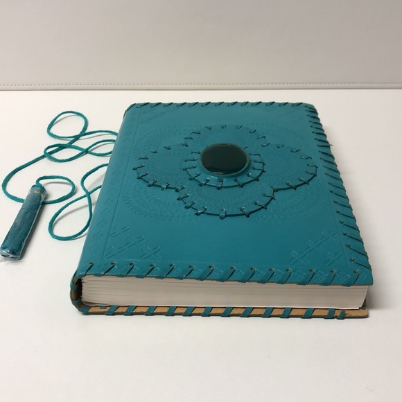 Turquoise Green  Stone Recycled Leather Journal with Lined Pages - Picture 5 of 8